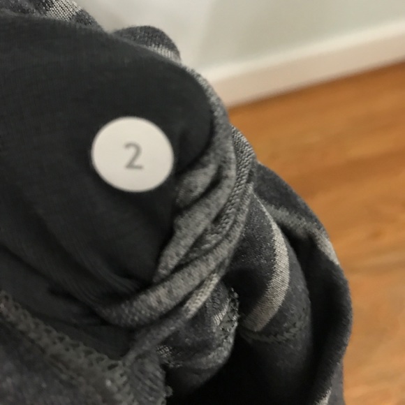 Lululemon High Times Pants size 2 - Picture 4 of 4